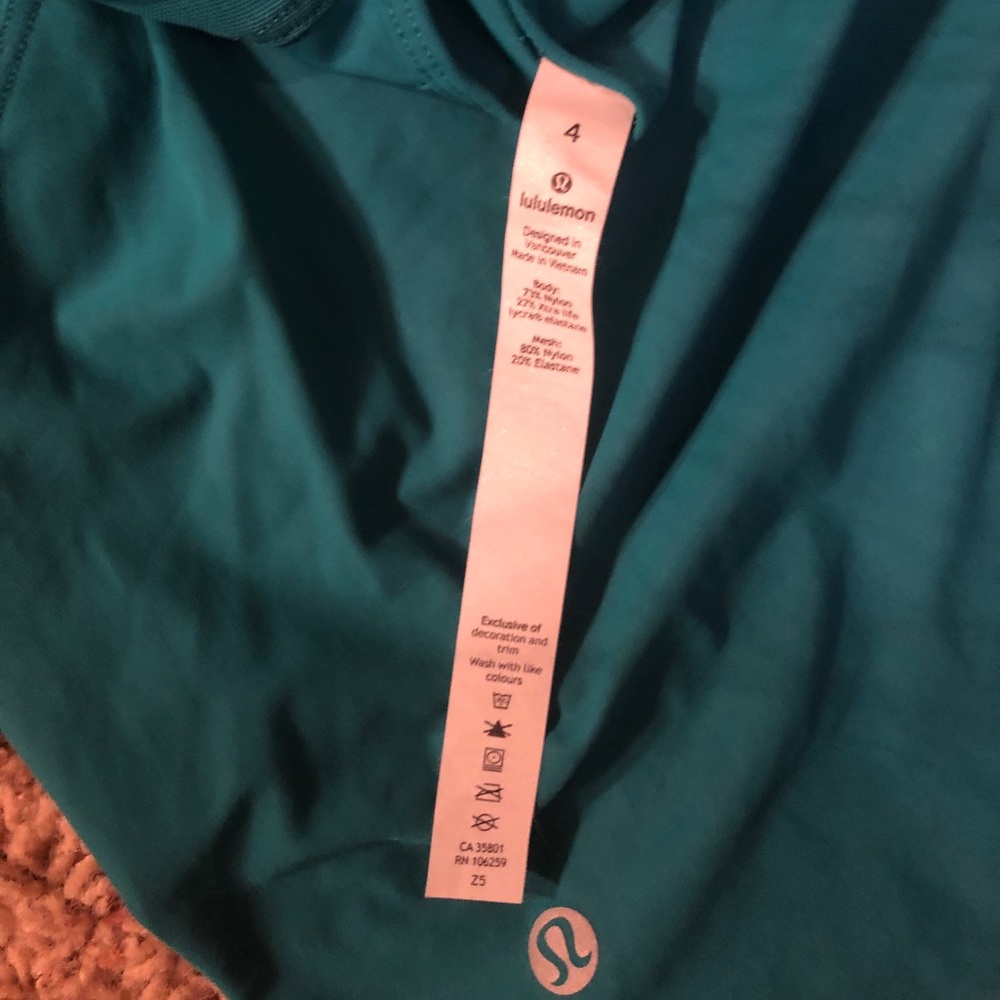 lululemon runoff route tank top! - Picture 3 of 3